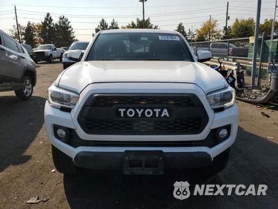 Piąte zdjęcie samochodu w środku: 2021 TOYOTA TACOMA DOUBLE CAB VIN:3TMCZ5AN3MM435818 - miniatura