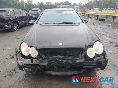 Piąte zdjęcie samochodu w środku: 2004 MERCEDES-BENZ CLK 500 VIN:WDBTJ75J34F087818 - miniatura