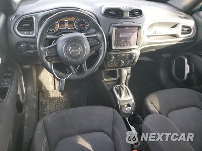 Zdjęcie 8 z 12 samochodu: 2021 JEEP RENEGADE LATITUDE VIN:ZACNJCBB0MPM33155 - miniatura