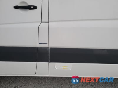 Zdjęcie 13 z 14 samochodu: 2015 MERCEDES-BENZ SPRINTER 2500 VIN:WD3PE8DC2F5998810 - miniatura
