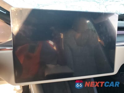 Zdjęcie 9 z 14 samochodu: 2023 TESLA MODEL X VIN:7SAXCBE64PF395524 - miniatura