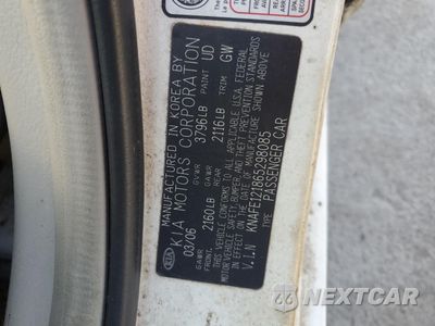 Zdjęcie 12 z 12 samochodu: 2006 KIA SPECTRA LX VIN:KNAFE121865298085 - miniatura