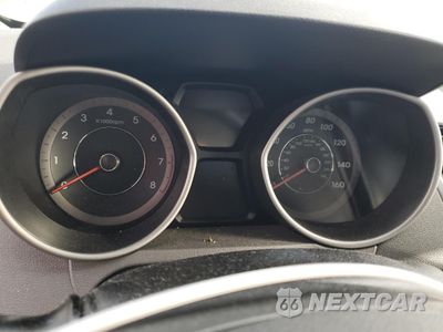 Zdjęcie 9 z 13 samochodu: 2016 HYUNDAI ELANTRA SE VIN:KMHDH4AE3GU475166 - miniatura