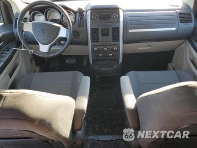 Zdjęcie 8 z 13 samochodu: 2008 DODGE GRAND CARAVAN SXT VIN:2D8HN54P68R805190 - miniatura