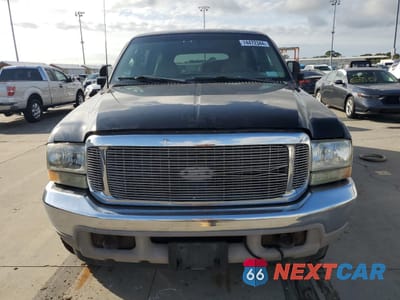 Piąte zdjęcie samochodu w środku: 2000 FORD EXCURSION LIMITED VIN:1FMSU43F8YEC33512 - miniatura