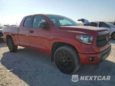 Czwarte zdjęcie samochodu z boku: 2021 TOYOTA TUNDRA DOUBLE CAB SR VIN:5TFRY5F16MX286513 - miniatura