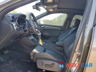 Zdjęcie 7 z 13 samochodu: 2024 AUDI Q3 VIN:WA1DECF39R1181588 - miniatura