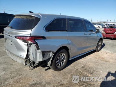 Trzecie zdjęcie samochodu z tyłu: 2022 TOYOTA SIENNA LE VIN:5TDKRKEC1NS103803 - miniatura