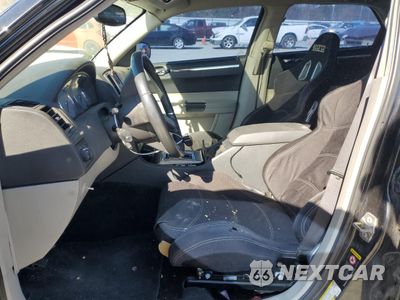 Zdjęcie 7 z 16 samochodu: 2006 CHRYSLER 300C SRT-8 VIN:2C3LA73W46H215599 - miniatura