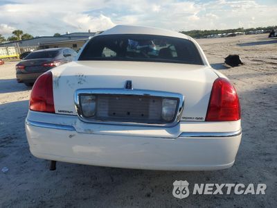 Zdjęcie 6 z 14 samochodu: 2009 LINCOLN TOWN CAR SIGNATURE LIMITED VIN:2LNHM82V39X636470 - miniatura