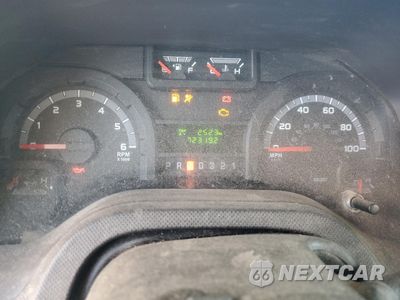 Zdjęcie 8 z 10 samochodu: 2012 FORD ECONOLINE E350 SUPER DUTY CUTAWAY VAN VIN:1FDWE3FL7CDB23866 - miniatura
