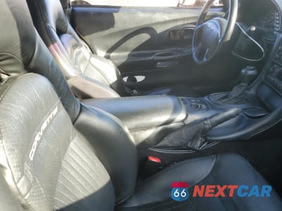 Zdjęcie 10 z 12 samochodu: 2000 CHEVROLET CORVETTE VIN:1G1YY32G0Y5102574 - miniatura