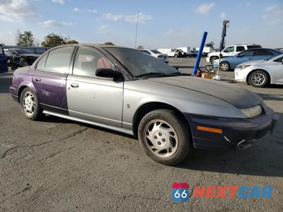 Czwarte zdjęcie samochodu z boku: 1996 SATURN SL2 VIN:1G8ZK5272TZ100975 - miniatura