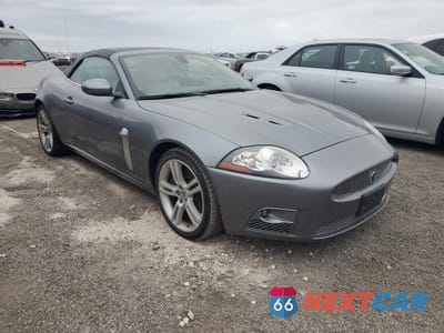 Czwarte zdjęcie samochodu z boku: 2008 JAGUAR XKR VIN:SAJWA44C989B23634 - miniatura
