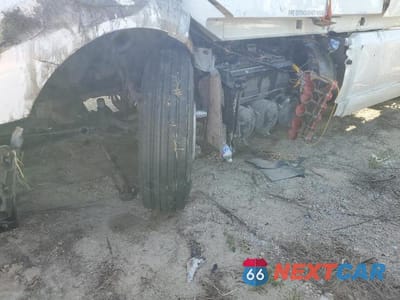 Zdjęcie 9 z 10 samochodu: 2020 VOLVO VN VNL VIN:4V4NC9EH7LN242165 - miniatura
