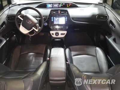 Zdjęcie 8 z 13 samochodu: 2017 TOYOTA PRIUS VIN:JTDKARFU4H3042735 - miniatura