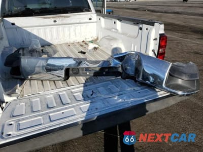 Zdjęcie 12 z 13 samochodu: 2018 CHEVROLET SILVERADO C1500 LT VIN:3GCPCRECXJG538151 - miniatura