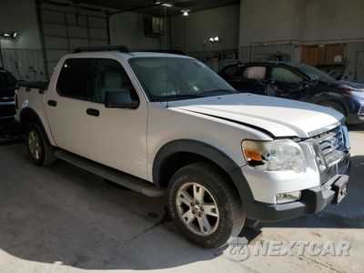 Czwarte zdjęcie samochodu z boku: 2007 FORD EXPLORER SPORT TRAC XLT VIN:1FMEU51K67UA08691 - miniatura