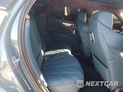 Zdjęcie 11 z 13 samochodu: 2023 BMW XM VIN:5YM23CS08P9S58553 - miniatura