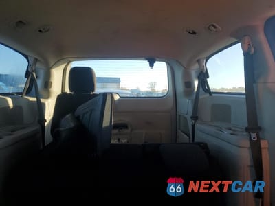 Zdjęcie 10 z 15 samochodu: 2018 DODGE GRAND CARAVAN SE VIN:2C4RDGBG6JR163953 - miniatura