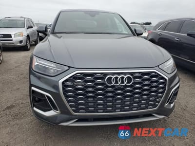 Piąte zdjęcie samochodu w środku: 2024 AUDI Q5 SPORTBACK PRM PLS 45 VIN:WA15AAFY7R2107614 - miniatura
