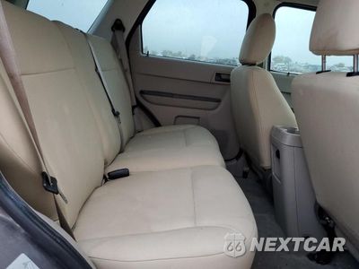Zdjęcie 11 z 13 samochodu: 2012 FORD ESCAPE XLS VIN:1FMCU0C71CKC17460 - miniatura