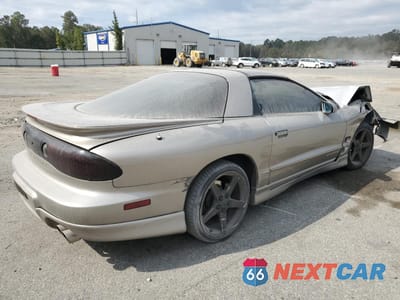 Trzecie zdjęcie samochodu z tyłu: 1999 PONTIAC FIREBIRD VIN:2G2FS22KXX2235243 - miniatura