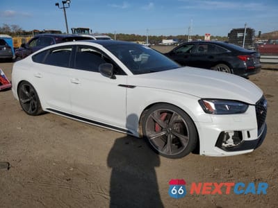 Czwarte zdjęcie samochodu z boku: 2019 AUDI RS5 VIN:WUABWDF51KA901542 - miniatura