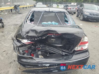 Zdjęcie 6 z 12 samochodu: 2004 MERCEDES-BENZ CLK 500 VIN:WDBTJ75J34F087818 - miniatura