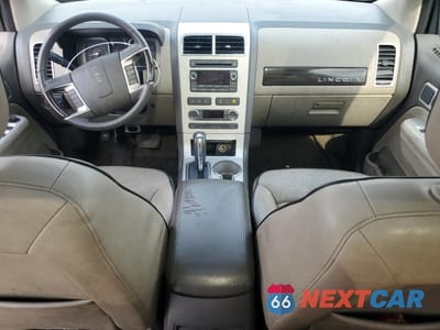 Zdjęcie 8 z 12 samochodu: 2008 LINCOLN MKX VIN:2LMDU68C58BJ24976 - miniatura