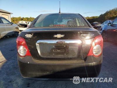 Zdjęcie 6 z 12 samochodu: 2012 CHEVROLET SONIC LT VIN:1G1JC5SH3C4212540 - miniatura