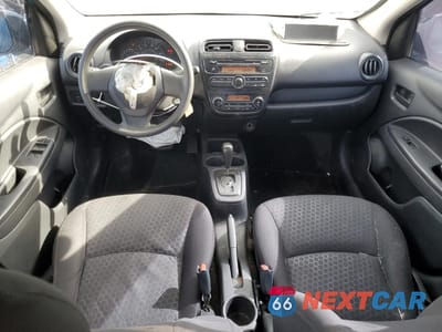Zdjęcie 8 z 12 samochodu: 2015 MITSUBISHI MIRAGE DE VIN:ML32A3HJXFH036621 - miniatura