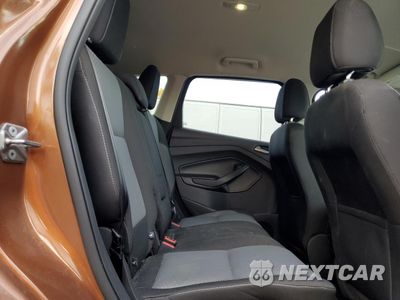 Zdjęcie 11 z 13 samochodu: 2017 FORD ESCAPE SE VIN:1FMCU9GD2HUA35248 - miniatura