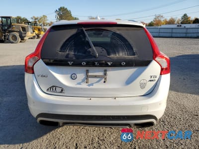 Zdjęcie 6 z 13 samochodu: 2016 VOLVO V60 CROSS COUNTRY PREMIER VIN:YV4612HK0G1006181 - miniatura