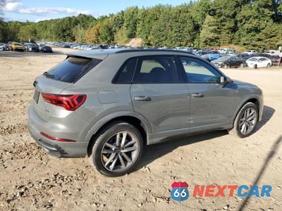 Trzecie zdjęcie samochodu z tyłu: 2024 AUDI Q3 VIN:WA1DECF39R1181588 - miniatura