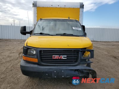 Piąte zdjęcie samochodu w środku: 2017 GMC SAVANA CUTAWAY G3500 VIN:1GD37TCG9H1905499 - miniatura