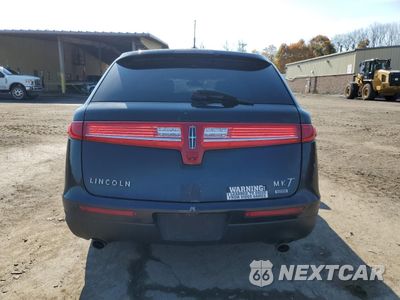 Zdjęcie 6 z 13 samochodu: 2015 LINCOLN MKT VIN:2LMHJ5NK1FBL04288 - miniatura