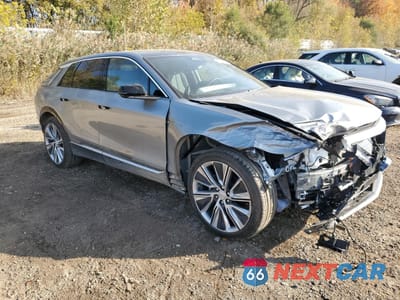 Czwarte zdjęcie samochodu z boku: 2024 CADILLAC LYRIQ LUXURY VIN:1GYKPSRLXRZ138712 - miniatura