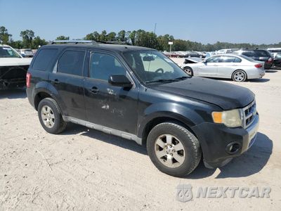 Czwarte zdjęcie samochodu z boku: 2011 FORD ESCAPE LIMITED VIN:1FMCU9EG1BKB27970 - miniatura