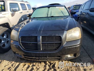 Piąte zdjęcie samochodu w środku: 2005 DODGE MAGNUM R/T VIN:2D8GV58245H670884 - miniatura