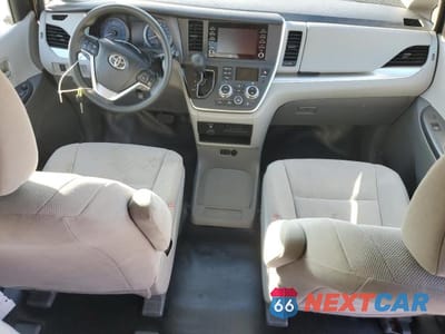 Zdjęcie 8 z 13 samochodu: 2020 TOYOTA SIENNA L 7-PASSENGER VIN:5TDZZ3DC4LS086059 - miniatura