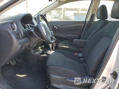 Zdjęcie 7 z 14 samochodu: 2019 NISSAN VERSA S VIN:3N1CN7AP2KL873499 - miniatura