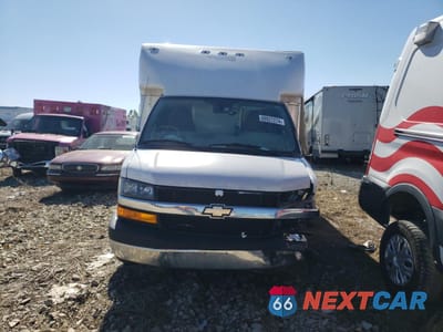 Piąte zdjęcie samochodu w środku: 2022 CHEVROLET EXPRESS G3500 VIN:1GB3GSC78N1264117 - miniatura