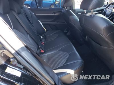 Zdjęcie 11 z 14 samochodu: 2018 TOYOTA CAMRY L VIN:4T1B11HK1JU130540 - miniatura