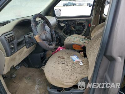 Zdjęcie 7 z 13 samochodu: 2000 CHEVROLET VENTURE VIN:1GNDX03E0YD350065 - miniatura