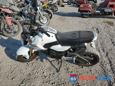 Trzecie zdjęcie samochodu z tyłu: 2025 HONDA GROM A VIN:MLHJC9256S5300069 - miniatura