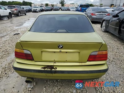 Zdjęcie 6 z 12 samochodu: 1995 BMW M3 VIN:WBSBF9327SEH05534 - miniatura