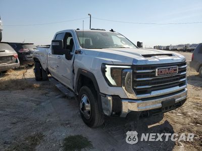 Czwarte zdjęcie samochodu z boku: 2024 GMC SIERRA K3500 SLE VIN:1GT49TEY7RF226974 - miniatura