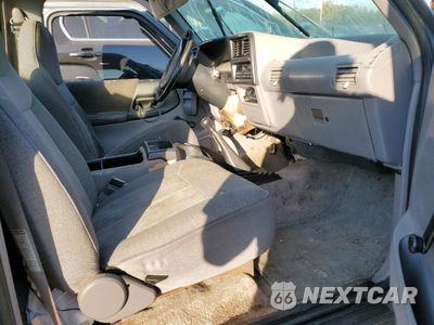 Zdjęcie 7 z 12 samochodu: 1994 MAZDA B2300 VIN:4F4CR12A4RTM61672 - miniatura