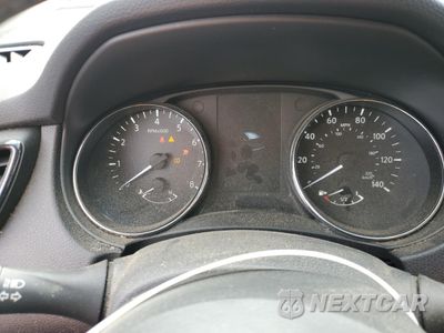 Zdjęcie 9 z 13 samochodu: 2017 NISSAN ROGUE SV VIN:5N1AT2MV0HC778611 - miniatura